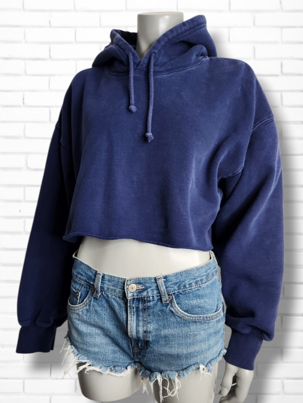 Aritzia TNA Cozy Navy Blue Fleece Perfect Crop Hoodie Size 3/Large